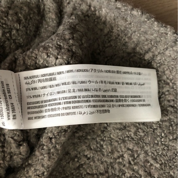 Abercrombie & Fitch Boucle Yarn Pocket Cardigan in Light Brown Size XS - Picture 9 of 13